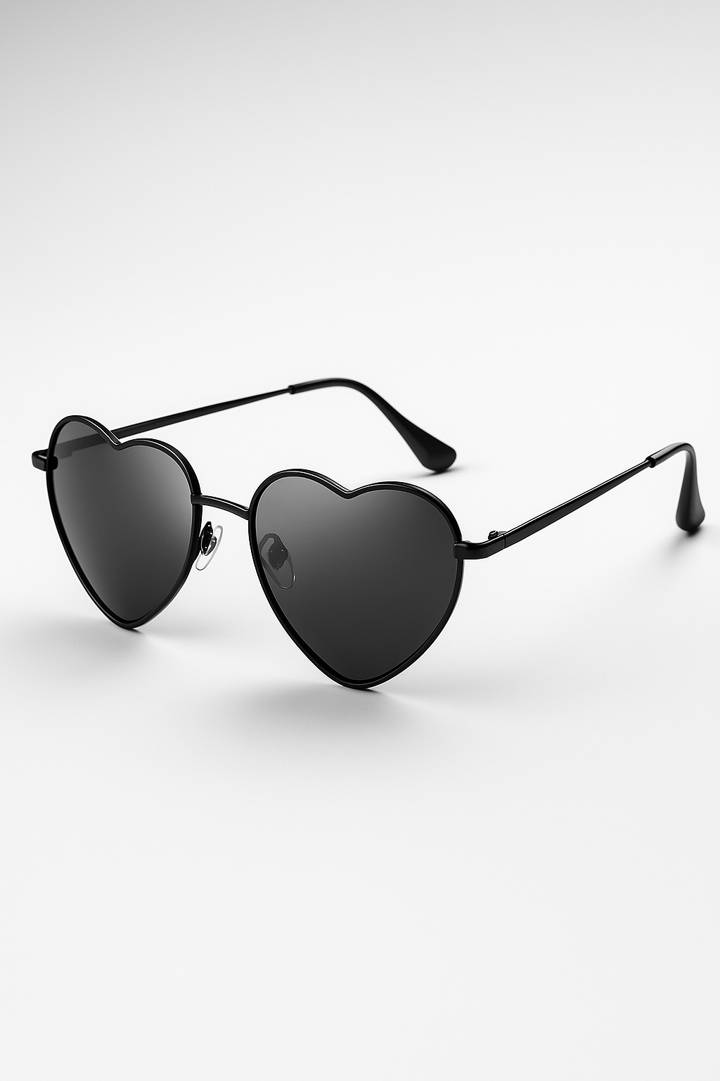 Sunglasses : Gradiënt Zonnebril in Hartvorm Dames - Duidelijke en Zure Kleuren - Gouden Grijs in Zwart Grijs Ander van Pantino