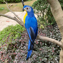 home & garden : Metalen Papegaai Tuinbeeld Rood 35cm - Realistische Vogel Decoratie voor Buiten & Binnen in Blauw van Pantino