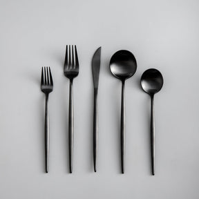 home & garden : Minimalistisch Bestekset Goud - Titanium Luxe Elegant Dineren - Titanium in Mat zwart van Pantino