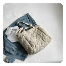 Tassen : Gewatteerde Tote Bag Dames - Nylon Schoudertas - Verstelbare Riem in Beige van Pantino