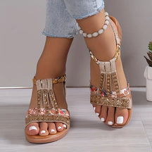 Sandals : Pastel Bloemenprint Sandalen Dames - Stijlvolle Sandalen voor een Verfijnde en Vrouwelijke Look - Zilver in Goud van Pantino