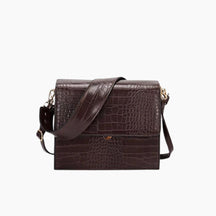 bags : Schoudertas Zwart - Chic Lucia in Donkerbruin van Pantino