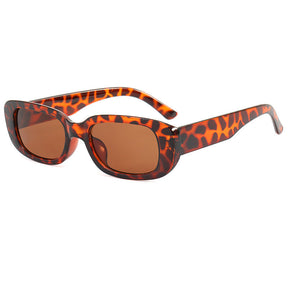 Sunglasses : Zonnebril Dames Zwart Grijs - Heren en Modieuze Sport Kleine Ovale Plastic in Luipaard&donkerbruin van Pantino