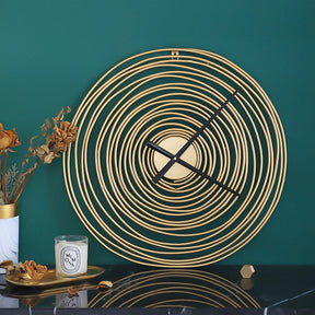 home & garden : Gouden Elegantie - Premium Wandklok - Brengt een Vleugje Glamour in Uw Huis in van Pantino