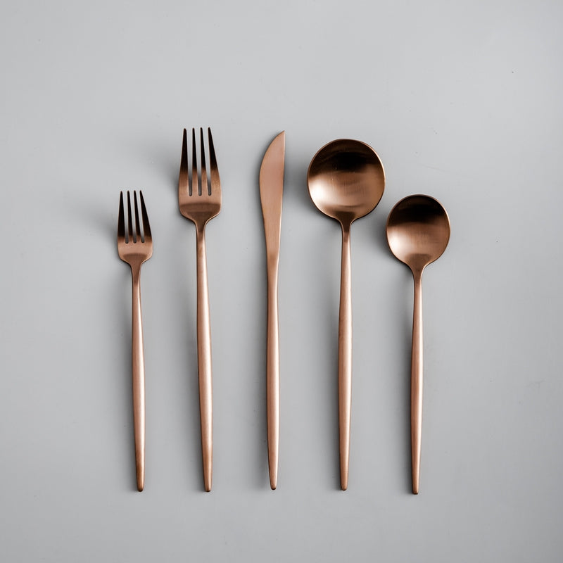home & garden : Minimalistisch Bestekset Goud - Titanium Luxe Elegant Dineren - Titanium in Mat roségoud van Pantino