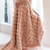 home & garden : SnugWrap - Luxe Deken Wol - Beige in Blush van Pantino