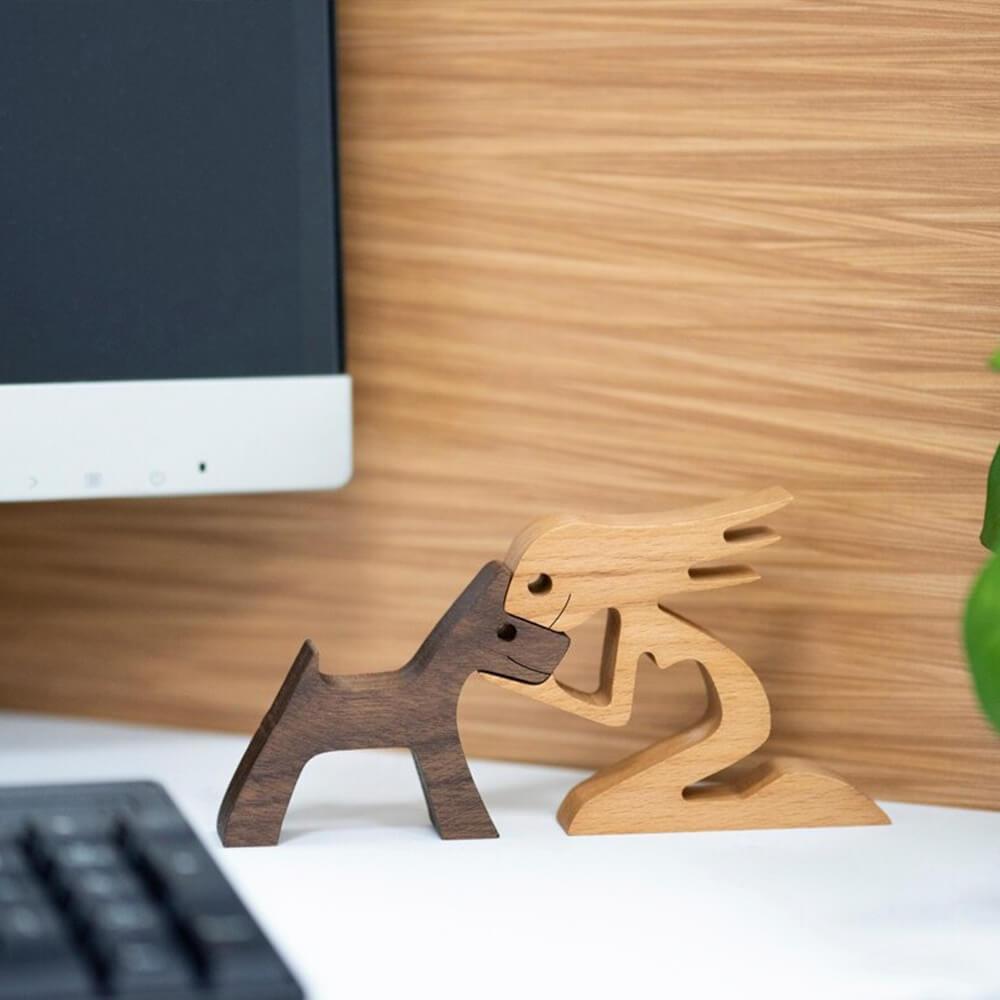 home & garden : Houten Sculptuur van Mens en Hond in van Pantinoshop