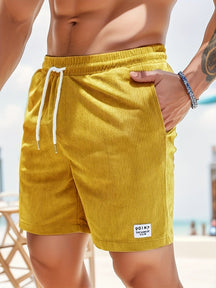 Shorts : Comfortabele Shorts - Ideaal voor Ontspannen Dagen en Actieve Toepassingen in Geel van Pantino