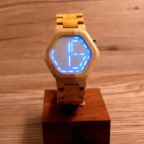 watches : Houten LED Klok Digitaal - Bureauklok met Verlichting in van Pantino