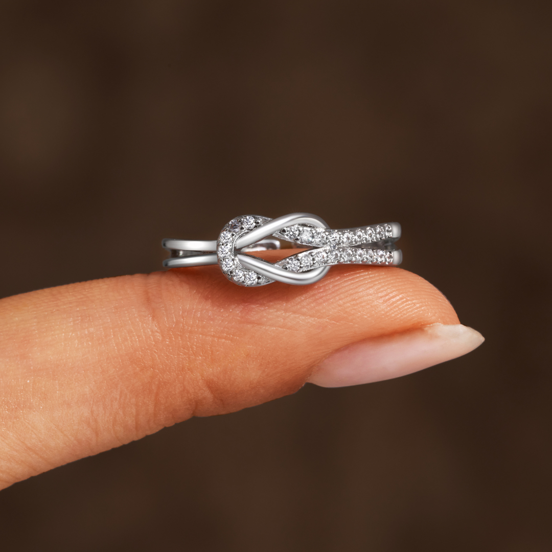Ring : Knoopring Dames - Minimalistisch Versiersel - Metaal in van Pantino