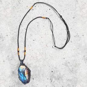 Necklace : Labradoriet Drakenhart - Unieke Handgesneden Edelsteen Hanger in van Pantino