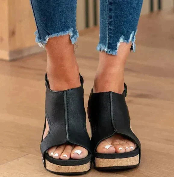 Sandals : Roze Sandalen met Houten Zool Dames - Elegante Schoenen voor met een Vrouwelijke Touch in Zwart van Pantino