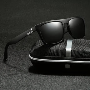 Sunglasses : Zonnebril Dames Grijs - Klassieke Vintage Gepolariseerde met Groot Vierkant Frame Black Box Label in van Pantino
