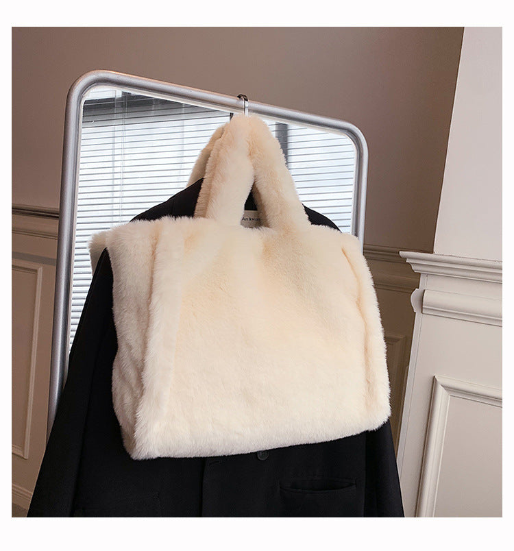 bags : LucaFrosti Stijlvolle Dames Wintertas - Zwart in Gebroken wit van Pantino