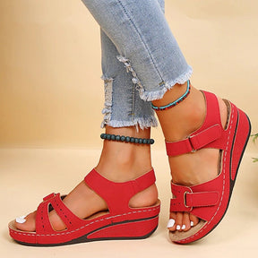 Sandals : Sandalen Dames Zwart - Comfortabele in Rood van Pantino