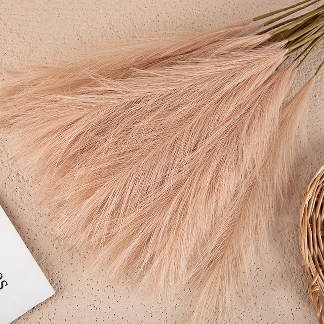 home & garden : Pluizige Pampas Kunstbloemen Beige - Sfeervolle Woonkamer Decoratie - Synthetisch in Lichtbruin van Pantino