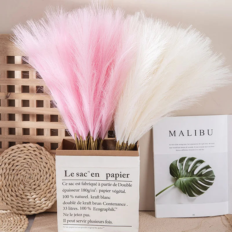 home & garden : Pluizige Pampas Kunstbloemen Beige - Sfeervolle Woonkamer Decoratie - Synthetisch in van Pantino