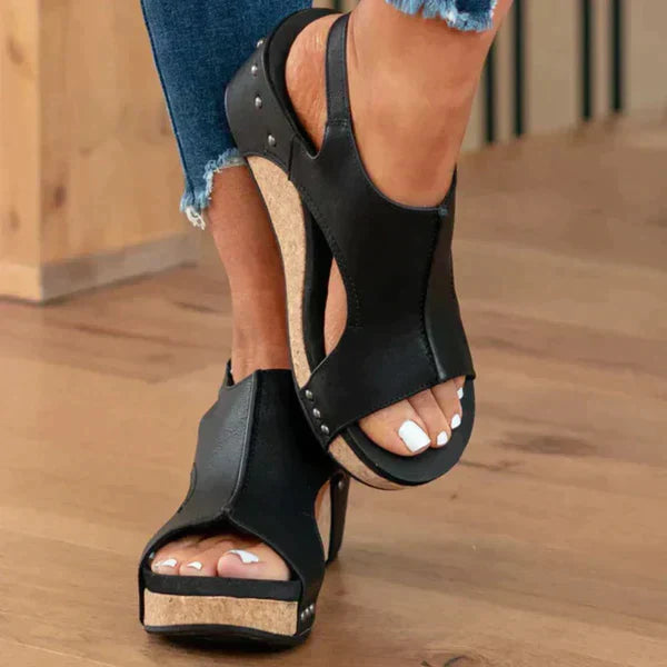 Sandals : Roze Sandalen met Houten Zool Dames - Elegante Schoenen voor met een Vrouwelijke Touch in van Pantino