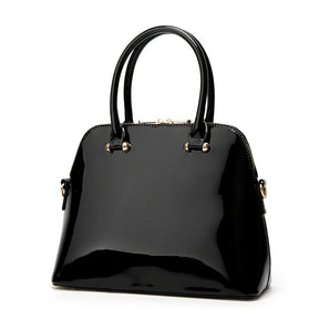 bags : Chique Glanzende Tas met Rits - Praktisch en Elegant voor Elke Dag - Zwart in van Pantino