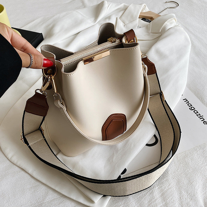 bags : Schoudertas Khaki - Sonia Premium Leer in Wit van Pantino