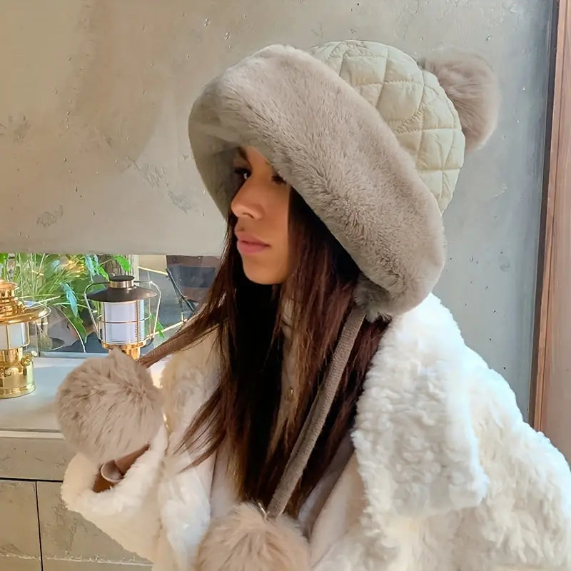Pompom Hat : Fluffy Pompom Muts Zwart - Zacht Warm Winter - Pluche in Wit van Pantino
