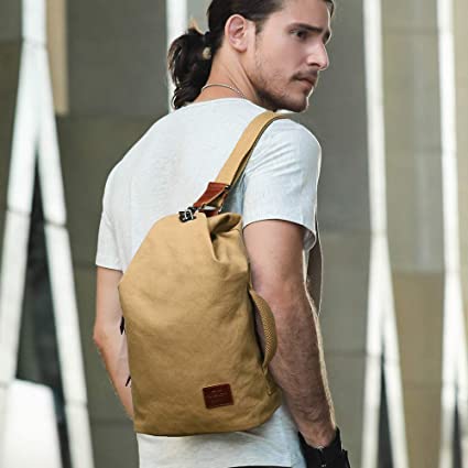 bags : Crossbody tas voor dames, zwart leer, verstelbare riem, ideaal voor dagelijks gebruik in van Pantino