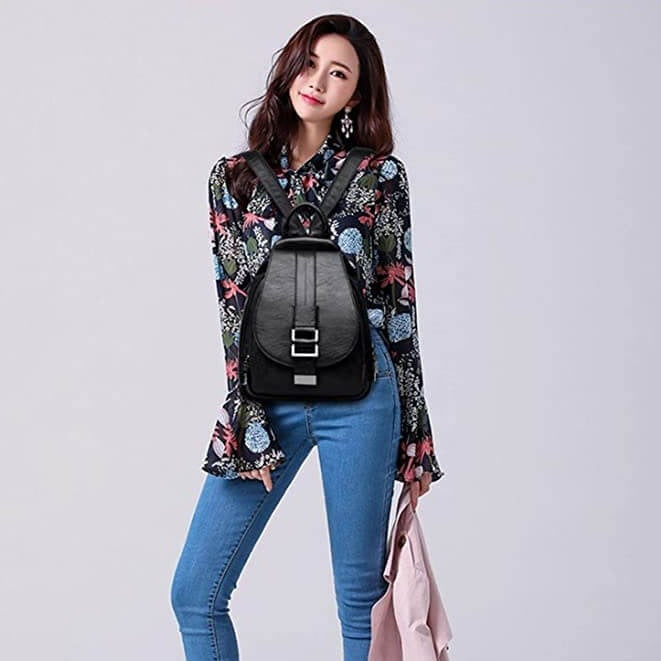bags : Leren Dames Rugzak Lila - Compacte Schoudertas voor Vrouwen - Trendy & Chique Design in van Pantino