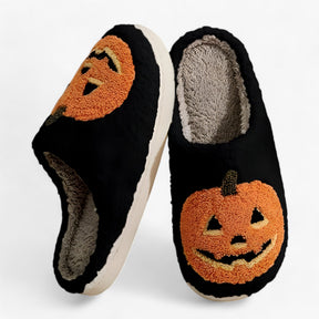 home & garden : CozyPumpkin - Zachte - Warme en Leuke Sloffen voor het Comfort van de Herfst in van Pantino