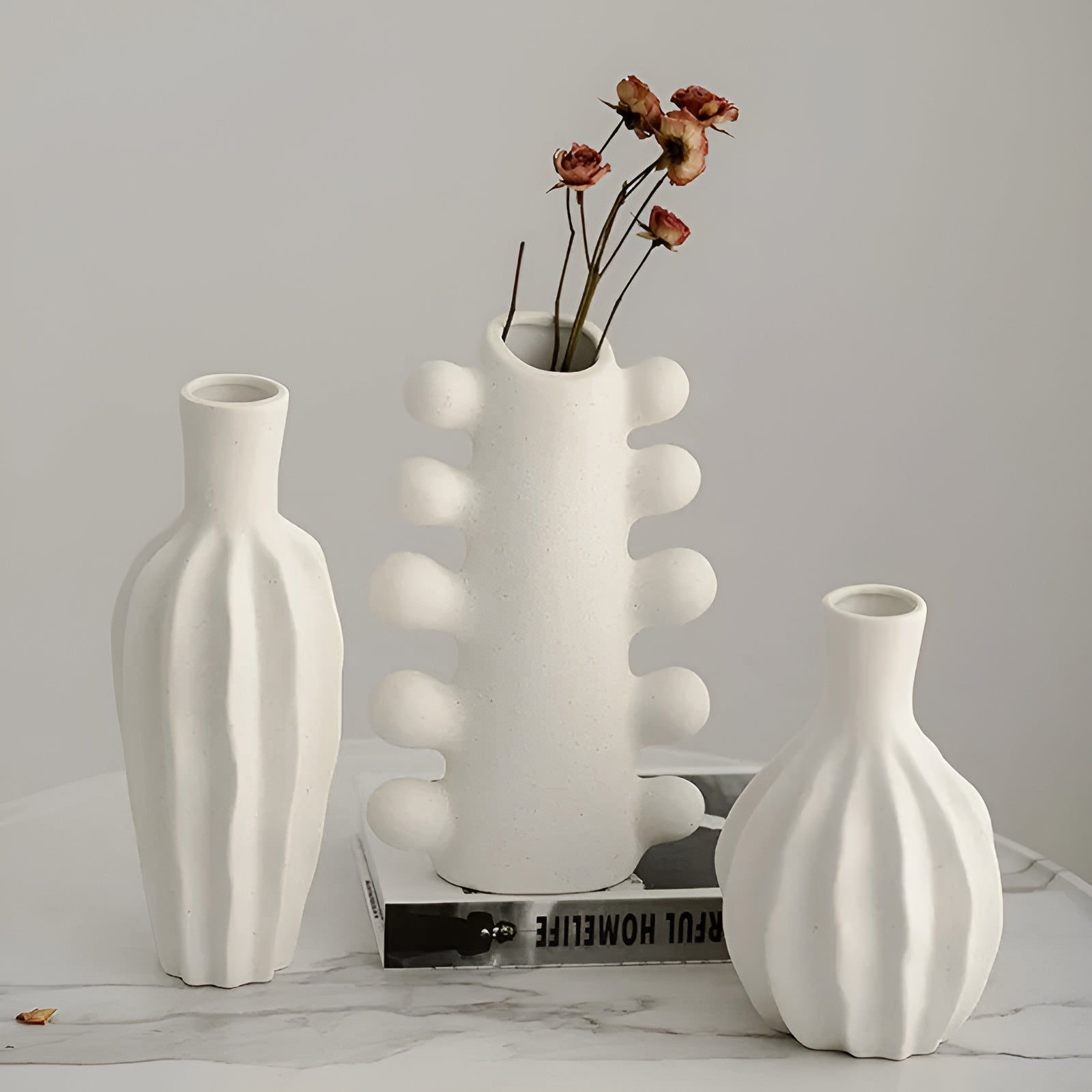 home & garden : Minimalistische Vaas - Scandinavisch Ongeglazuurd Keramiek - Keramiek in van Pantino