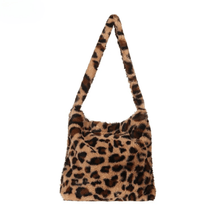 Tassen : Trendy Pluche Tas Dames - Luipaard Print - Zachte Pluche Schoudertas in Luipaard van Pantino