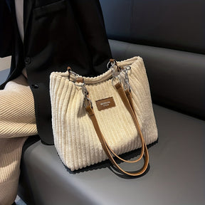 bags : S.f.y. - Modieuze Corduroy Kettingtas - Khaki in van Pantino