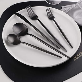 home & garden : Minimalistisch Bestekset 36 Stuks - Elegant Dineren - RVS in van Pantino