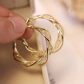 Earrings : Oorbellen Goud - Jewelance Twist - Fashion Twist in van Pantino