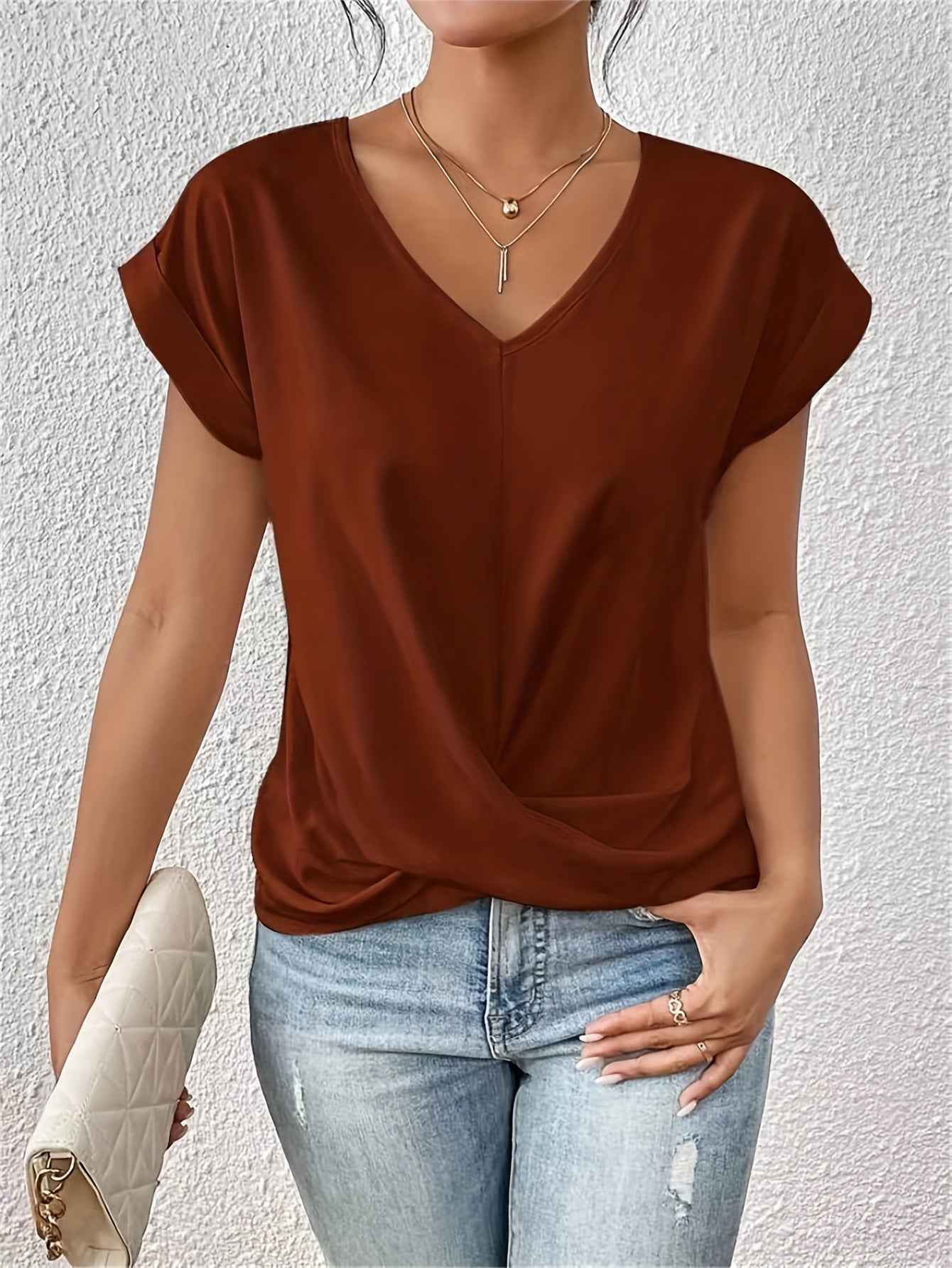 : Dames T-shirt met Vrouwelijke Hartlijn - Comfortabel & Veelzijdig in Bordeaux van Pantinoshop
