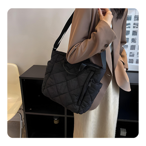 Tassen : Gewatteerde Tote Bag Dames - Nylon Schoudertas - Verstelbare Riem in van Pantino