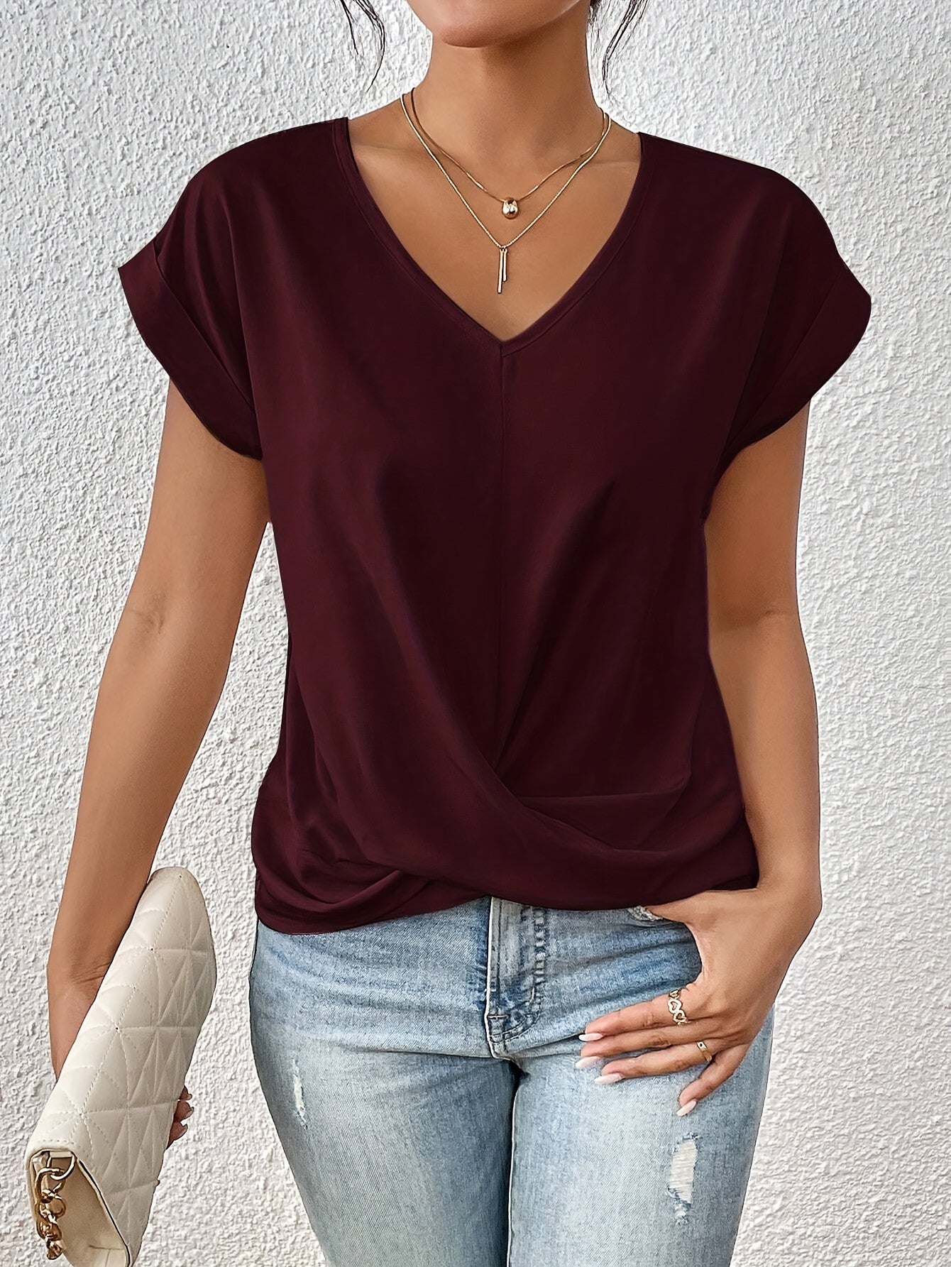 : Dames T-shirt met Vrouwelijke Hartlijn - Comfortabel & Veelzijdig in Rood van Pantinoshop