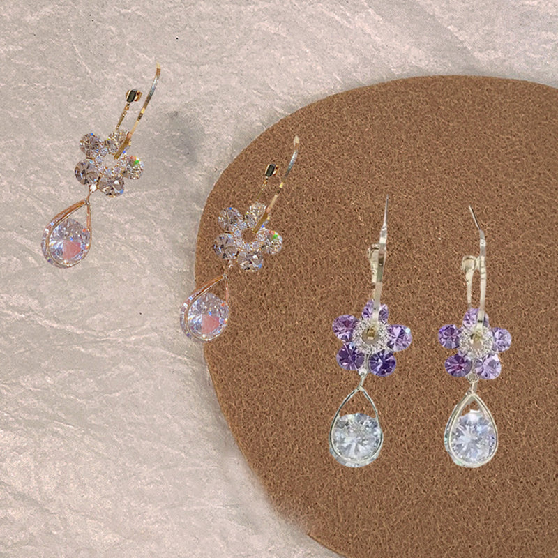 Earrings : Ring Paars - Luxury Flower Earrings - Modieuze Glanzende Kristal Accessoires in van Pantino