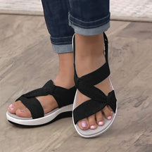 Sandals : Sandalen Dames Rood - Casual - Chic Ontwerp voor een Verfijnde Alledaagse Stijl in Zwart van Pantino