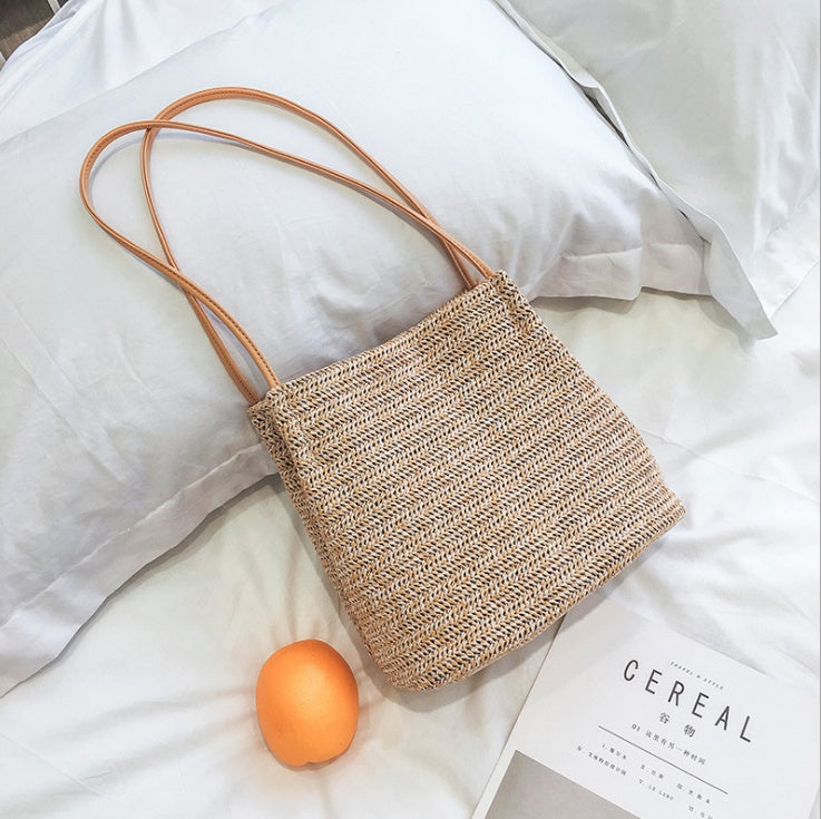 bags : Geweven Draagtas van Stro - Coastal Carry - Licht Beige in Donker beige van Pantino