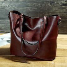 bags : Schoudertas Bruin - Casual Retro in Wijn van Pantino
