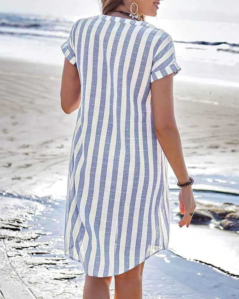 : Hemdjurk Dames - Gestreepte Blauwe Zomerjurk met Vrouwelijke Pasvorm in van Pantinoshop
