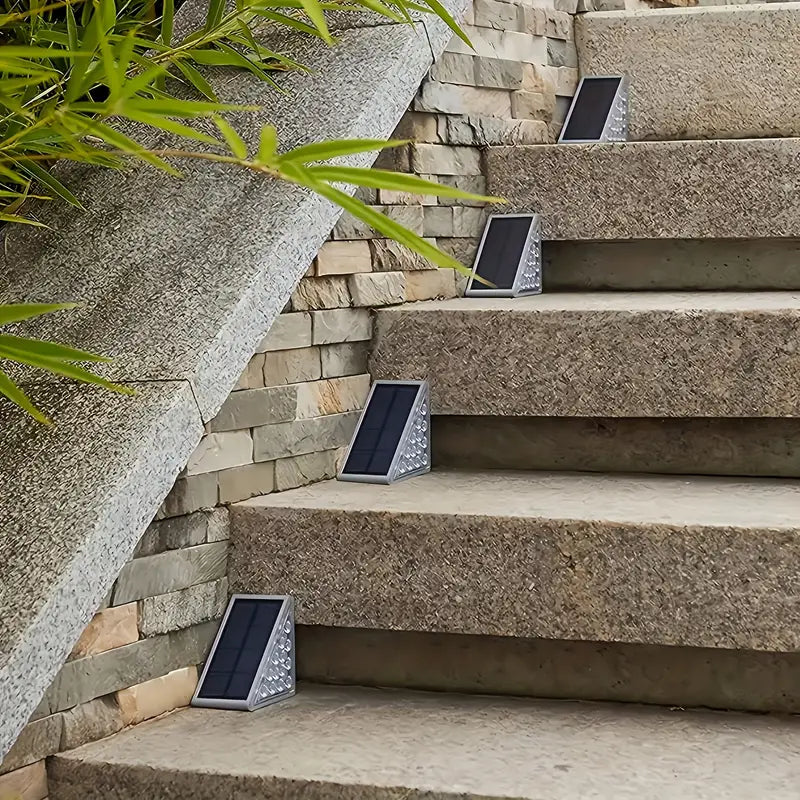 home & garden : StairGlow - Elegante & Moderne LED Traplampen - 2 + 2 in van Pantino