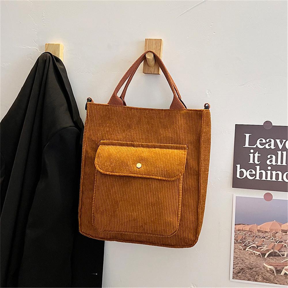 bags : Amber Corduroy Bag - Casual Trendy Tas Waarin Alle Benodigdheden Passen - Zwart in Bruin van Pantino