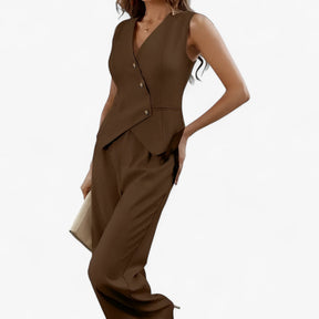 Women Outfit : Mouwloos Pak voor Moeiteloze Elegantie - Beige in van Pantino