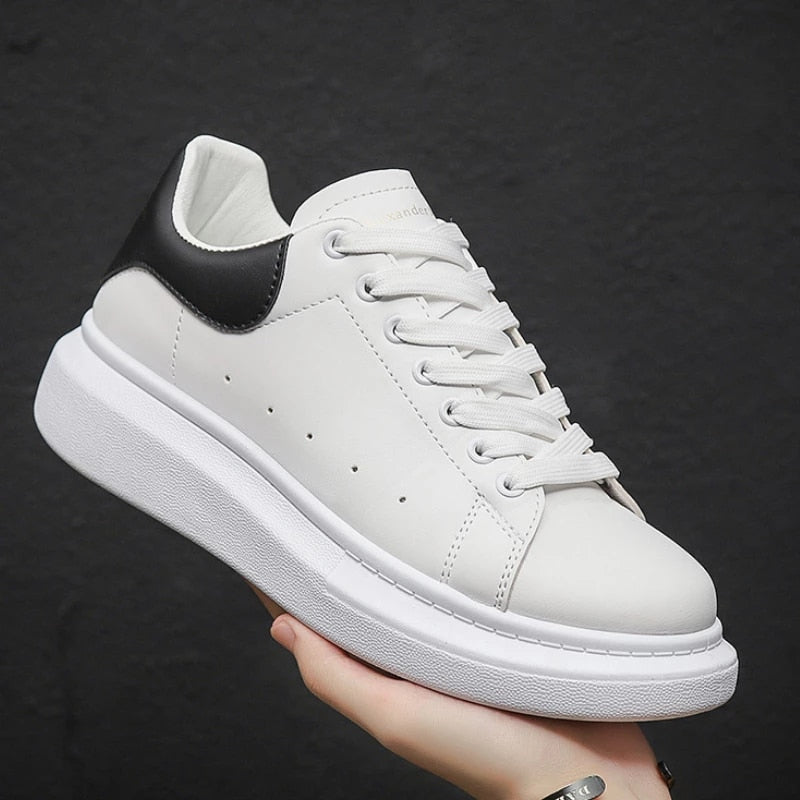 : Heren sneakers - urban stijl, lichtgewicht, ademend comfort in Zwart van Pantinoshop