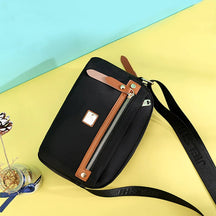 bags : Schoudertas Donkerrood - Slanke Effen Kleur Nylon in Zwart van Pantino