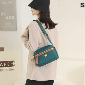 bags : Schoudertas Donkerrood - Slanke Effen Kleur Nylon in van Pantino