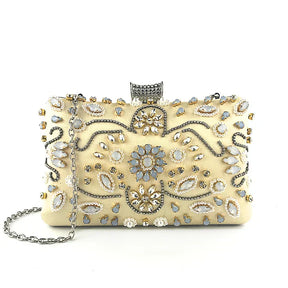 bags : Versierde Clutch met Bloemenparelversiering - Zwart in Goud van Pantino