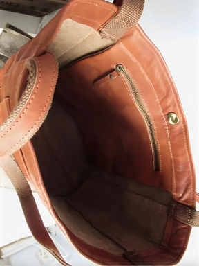 bags : Handgemaakte Leren Tas Donker Bruin - Tijdloos Vakmanschap - Echt Leer in van Pantino