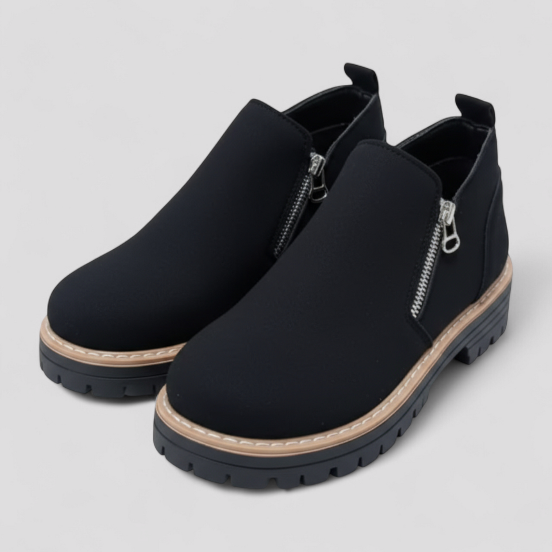 Shoes : Comfortabele Laarzen met Ronde Neus voor Dames - Zwart in Zwart van Pantino